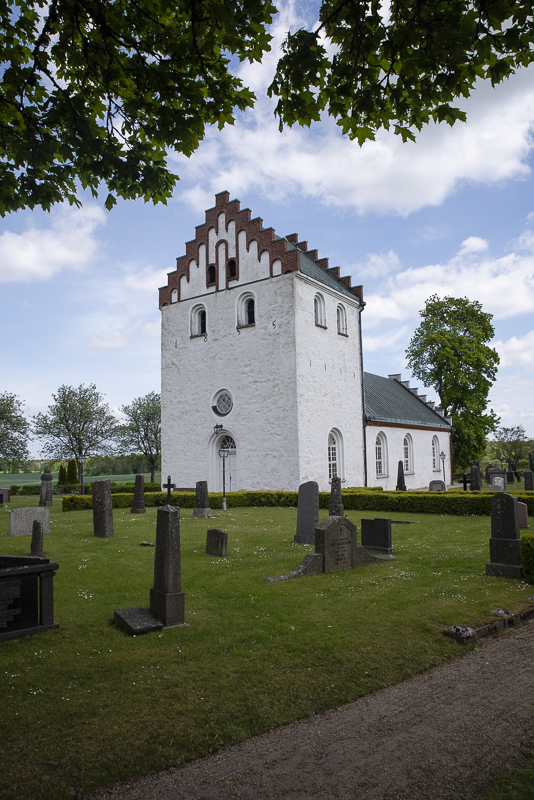 Nävlinge kyrka