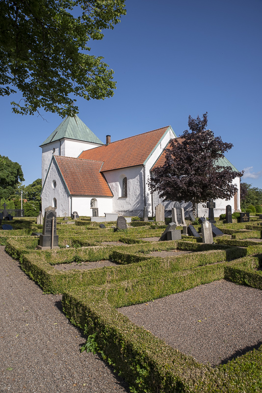 Sövestad kyrka