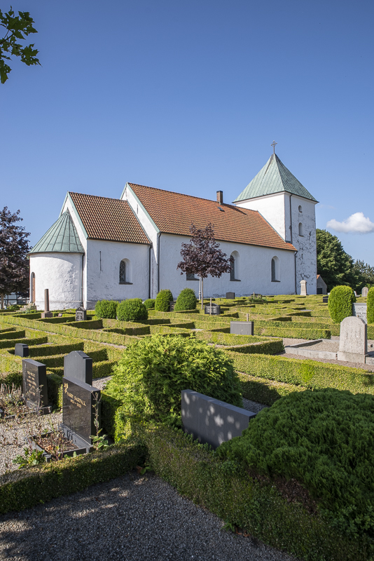 Sövestad kyrka