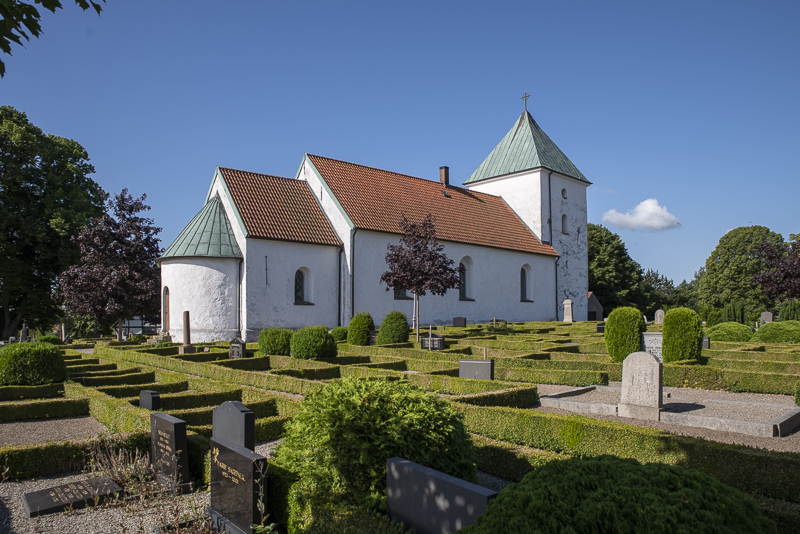 Sövestad kyrka
