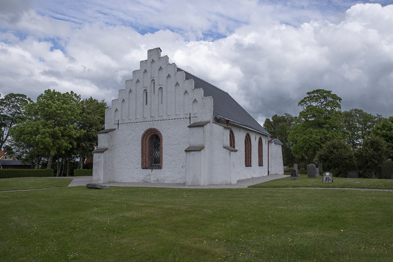 stra Karaby kyrka