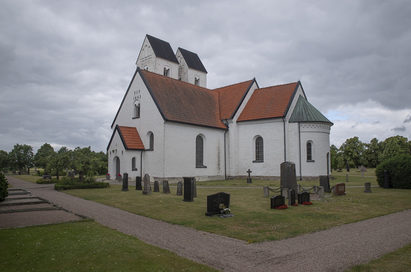 Färlöv kyrka