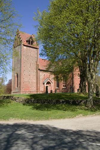 Glumlösa kyrka